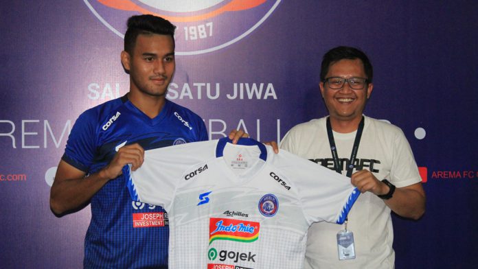 Peluncuran Jersey Ketiga Arema Tinggal Tunggu Momen