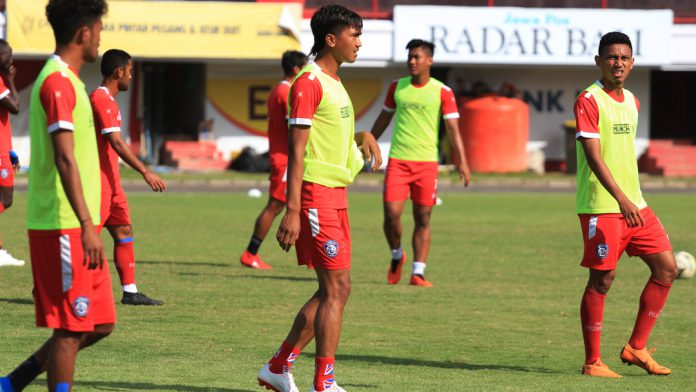 Latihan Perdana Arema, Milo Fokus Satu Hal (C) DANI KRISTIAN