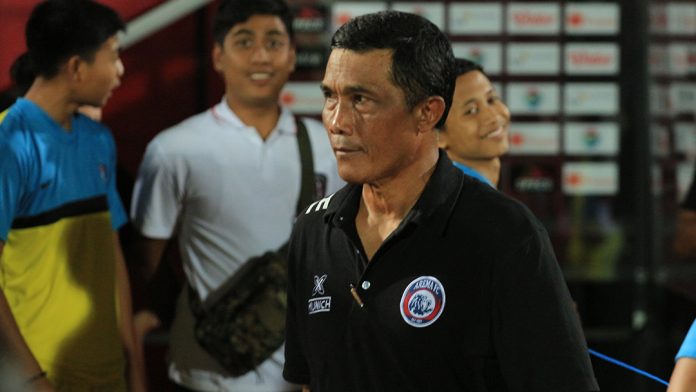 Begal Bocorkan Kelemahan Kiper Utama Persela