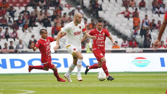 PSM melawan Persija Jakarta