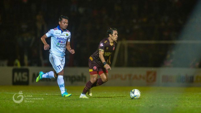 Beny Wahyudi melawan Dedi Kusnandar