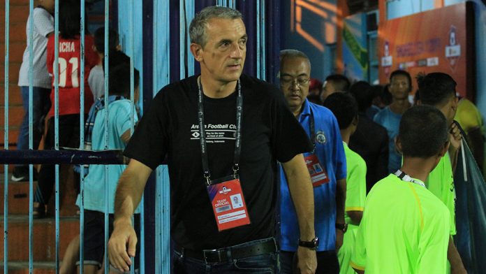 Kalimat Sakti Milo di Ruang Ganti yang Buat Arema Tumbangkan PS Sleman