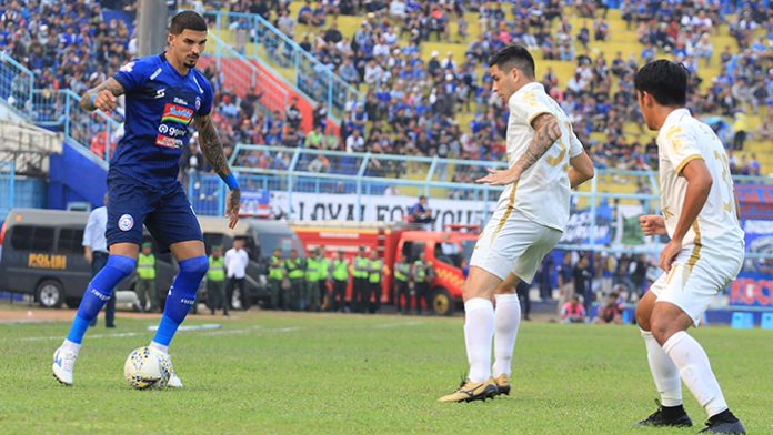 Arema vs Madura United, Arthur Cunha Bertekad Kurangi Kesalahan Sendiri