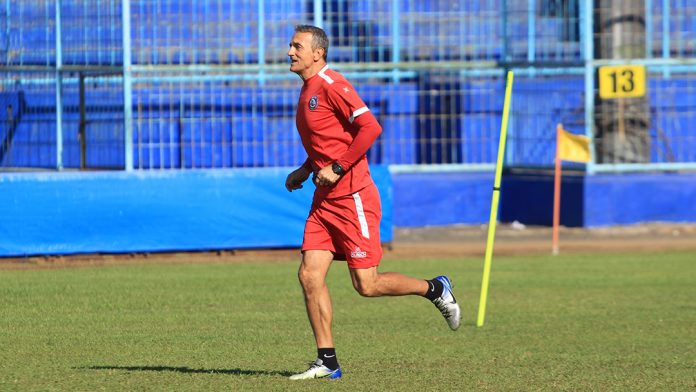 Milo Ungkap Masalah di Tiga Laga Terakhir Arema