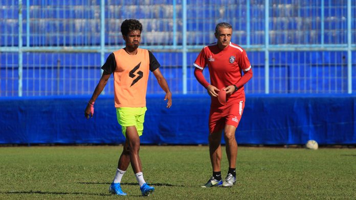 Geber Latihan Perdana, 10 Pemain Arema Absen