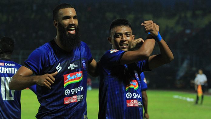 Sebelum Operasi, Dedik Setiawan Minta Saran dari Dua Pemain Senior