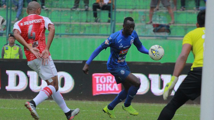 Makan Konate Ajak Pemain Arema Fokus Hadapi Persipura