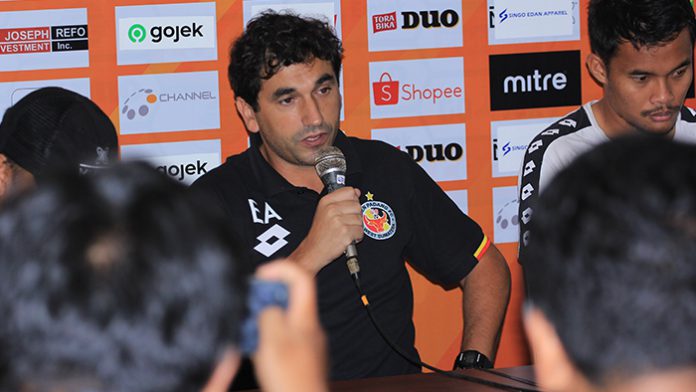 Nama Eduardo Almeida Dihubung-hubungkan dengan Arema