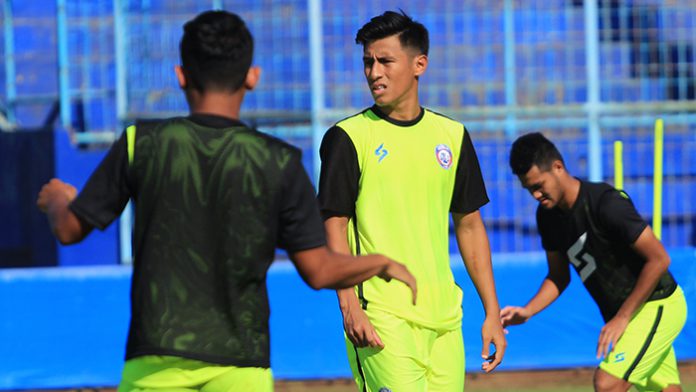 Hanif Sjahbandi Buru Kemenangan di Kandang PSIS