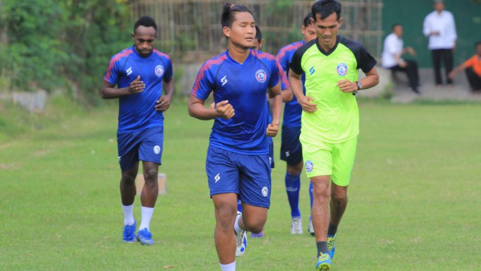 Sisa Satu Slot, Arema Masih Inginkan Satu Penyerang Lokal