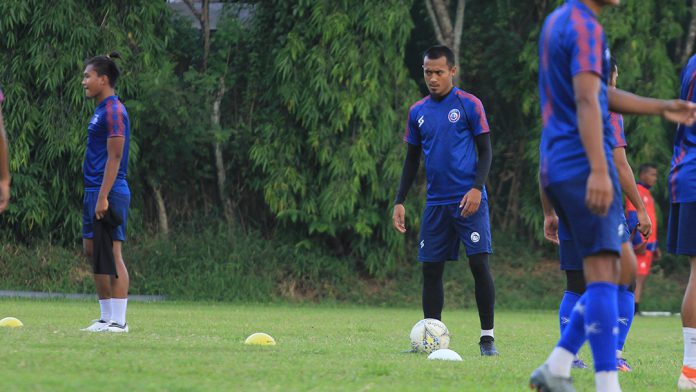 17 Klub yang Pernah Dibobol Sunarto Berseragam Arema