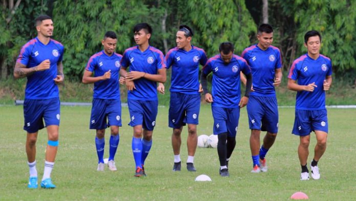 Hanif Sjahbandi Sudah Berlatih Kembali Bersama Arema