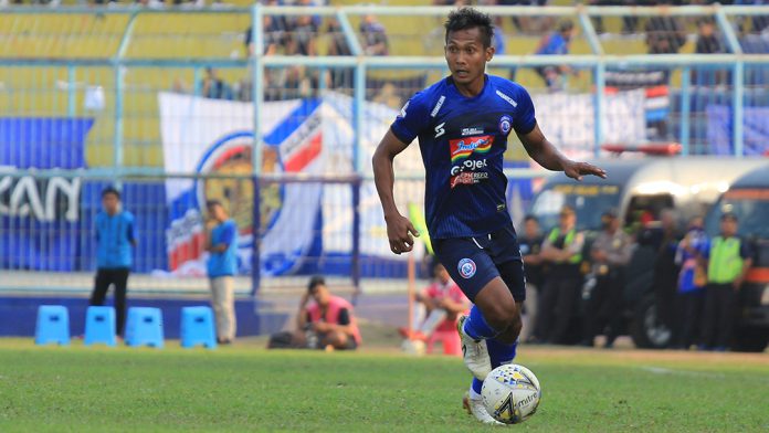 Arema FC vs Kalteng Putra
