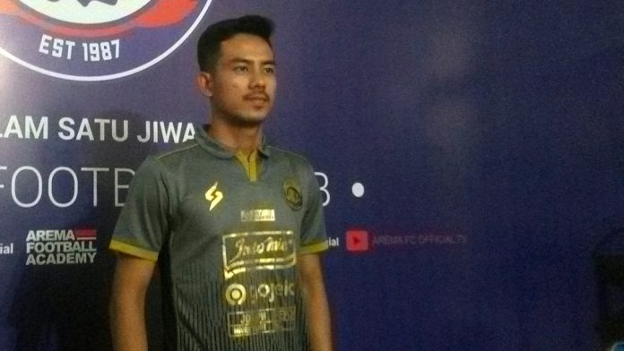 Bek Kiri Anyar Arema Justru Idolakan Dani Alves