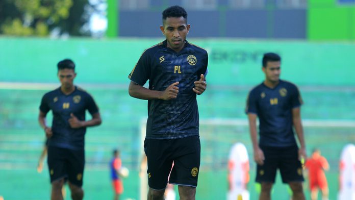 Arema Masih Butuh Tambahan Pemain Sayap Kiri