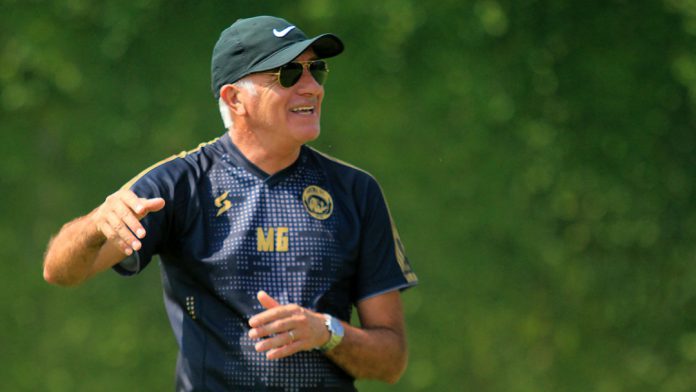 Cari Pengganti Mario Gomez, Tunggu Arahan Direksi Arema