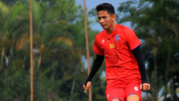 Sudah Teken Rekontrak, Dave Mustaine Siap Jalani Latihan Bersama Arema