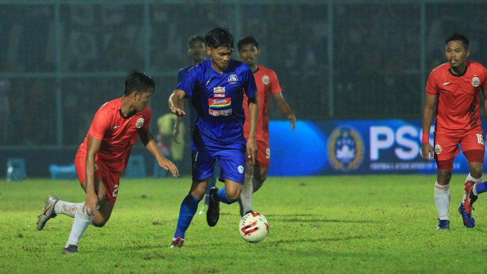 19 Pemain Arema Siap Tantang Persebaya di Blitar