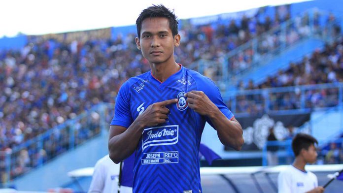 Carlos Oliveira Pertahankan Hendro Siswanto Sebagai Kapten Arema