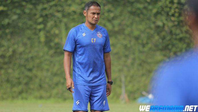 Tanpa Degradasi, Charis Yulianto Ingin Arema Tetap Bersaing