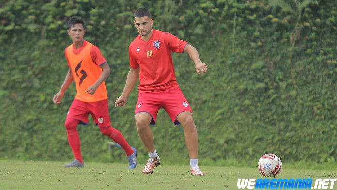 Belum Sepakat Rekontrak, Pemain Arema Boleh Absen Latihan