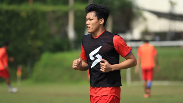 Mario Gomez Menyebut Feby Eka Pemain Bagus