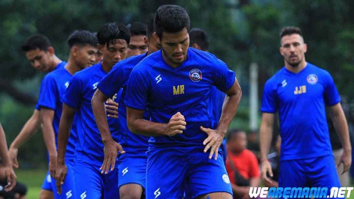 Mario Gomez Meminta Pemain Arema Fokus PSIS Semarang