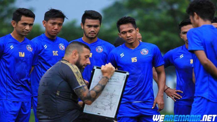 Arema Kesulitan Mencari Lapangan Latihan Gara-gara Virus Corona
