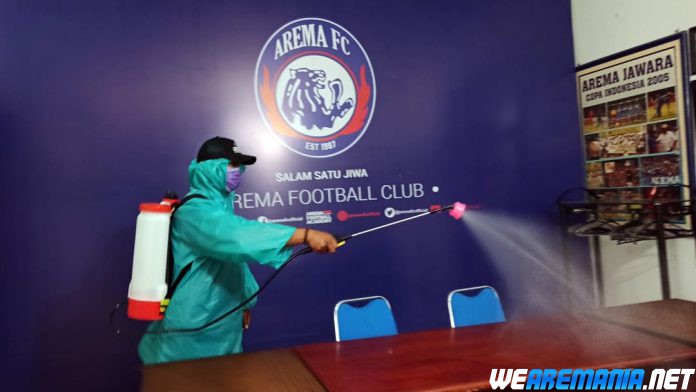 Kantor dan Mes Pemain Arema Disemprot Disinfektan