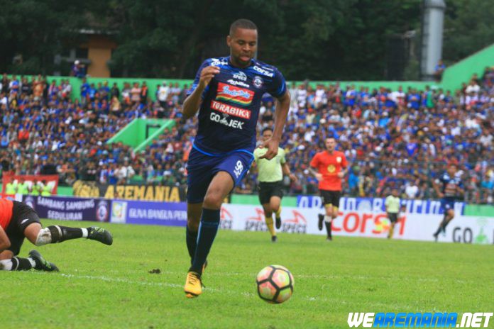 Thiago Furtuoso Juga Pernah Bikin Gol Salto di Arema