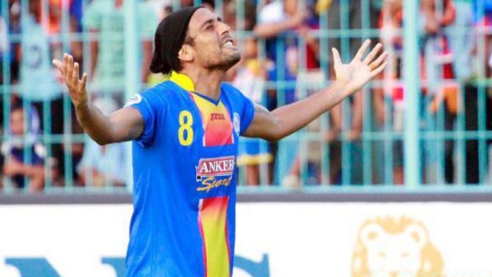 Gol Penalti Gustavo Lopez yang Bawa Arema ke Hong Kong
