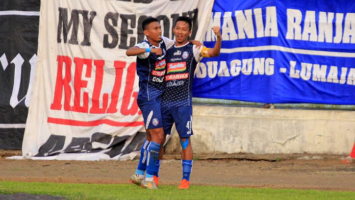 Momen Gol Perdana Rifaldi Bawuo untuk Arema