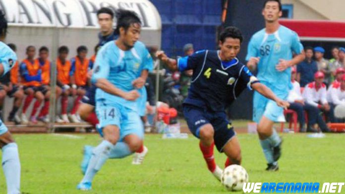 Jalaludin Ma'in, Bek Tertua Kedua di Skuad Arema 2009-2010