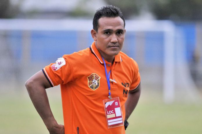Jaenal Ikhwan yang Rela Tempati Posisi Aneh Demi Arema