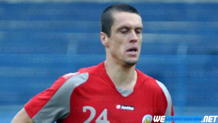 Momen Gol Perdana Roman Golian untuk Arema