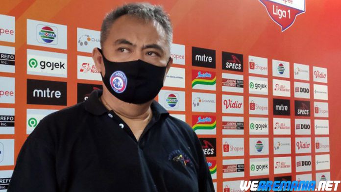 Arema Mencari Pelatih Bertangan Dingin
