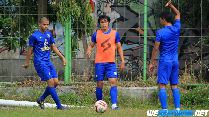 Arema Resmi Permanenkan Feby Eka Putra dari Persija