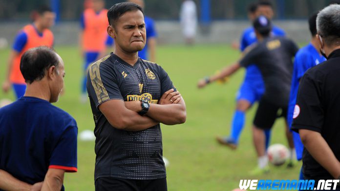 Charis Yulianto Sering Beri Instruksi Pakai Bahasa Spanyol