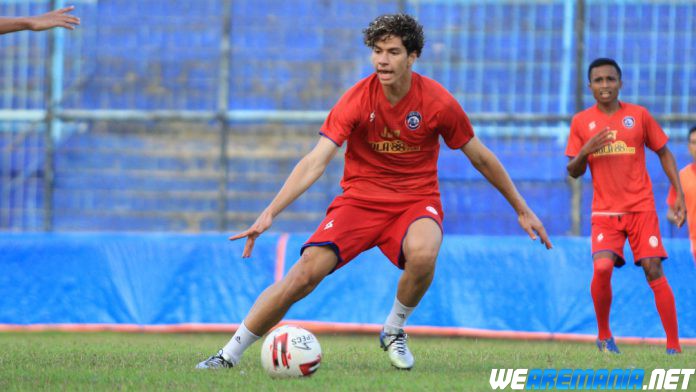 Tak Sepakat, Arema Melepas Hugo Grillo