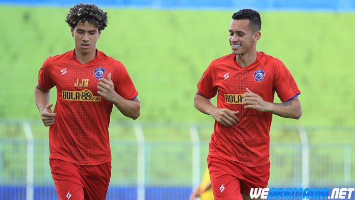 Naturalisasi Pemain Sepak Bola