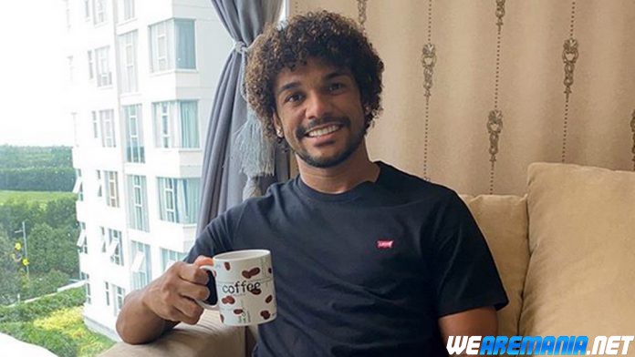 Carlos Oliveira Ingin Datangkan Pemain Asing, Gustavo Hedipo?