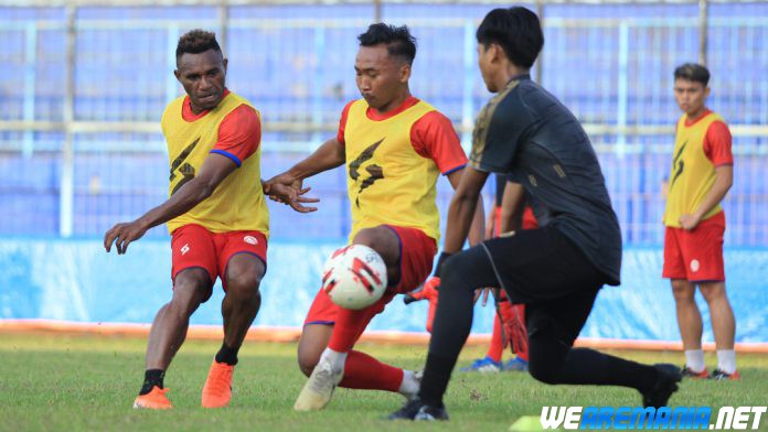 Tinggal Sebulan, Pemain Lokal Arema Aman dari Pencoretan