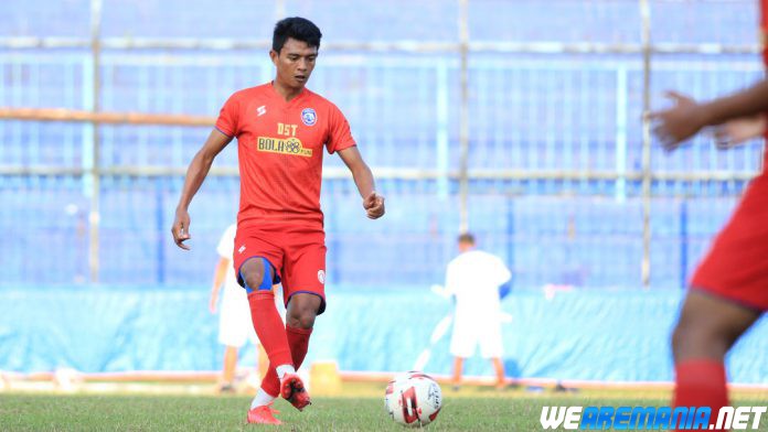 Soal Striker Asing, Dedik Setiawan Percaya Pelatih