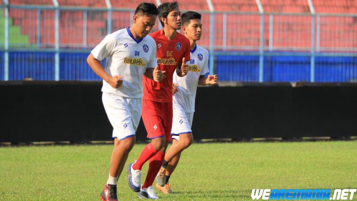 Daftar Pemain Cedera Arema Tinggal Dua Orang