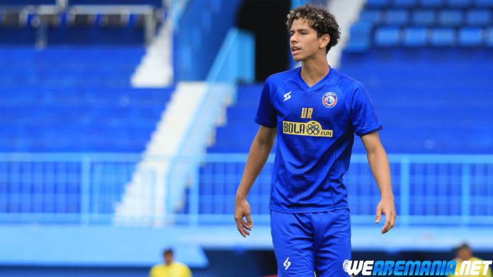 Hugo Grillo Mendapat Kesempatan Bertahan di Arema