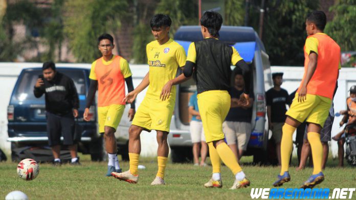 Latihan Pagi Arema di Lapangan Dinilai Tidak Efektif