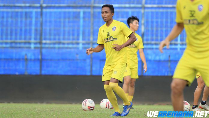 Gabung Latihan Arema, Ridwan Tawainella Akui Butuh Adaptasi