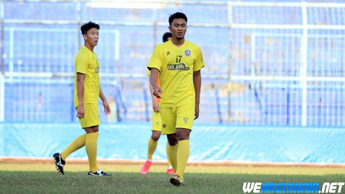Arema Datangkan Pemain Anyar, Bek Sayap Timnas