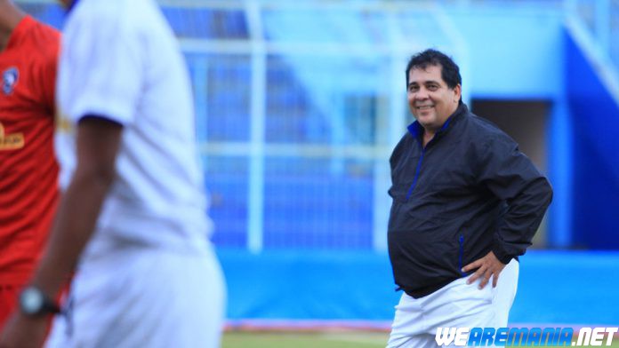 Carlos Oliveira: Bruno Smith Pemain yang Dibutuhkan Arema