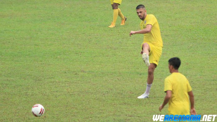 Arema Latihan Lagi Pekan Depan, Caio Ruan Mengaku Tak Sabar
